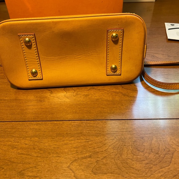 SOLD LOCALLY ❤️❤️❤️ - Picture 3 of 8